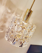 Load image into Gallery viewer, KINKELDEY / Crystal Prism Pendant Light
