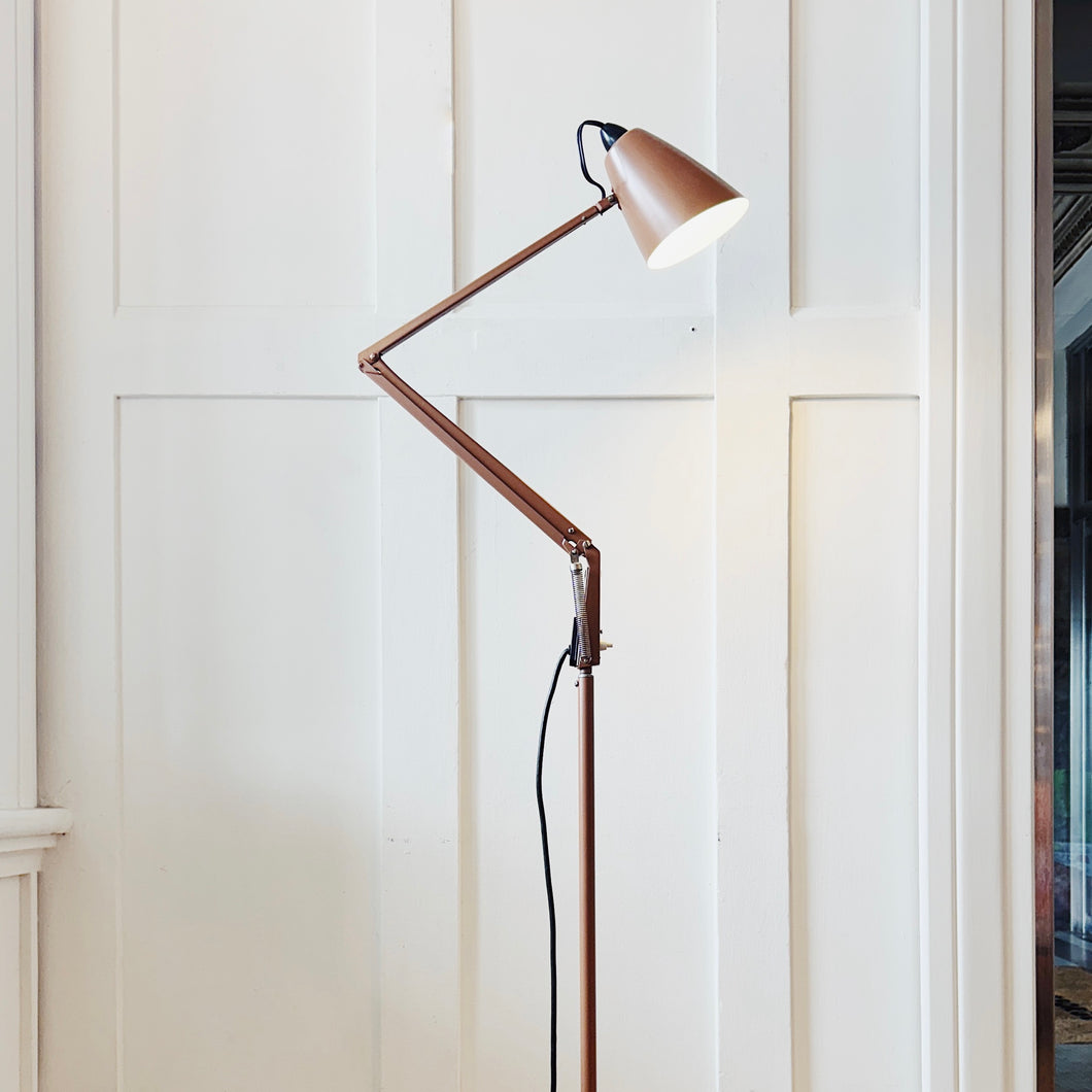 PLANET / Studio K Floor Lamp - Coffee