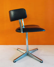 Load image into Gallery viewer, VINTAGE / Heavy Steel Base Vinyl Chairs
