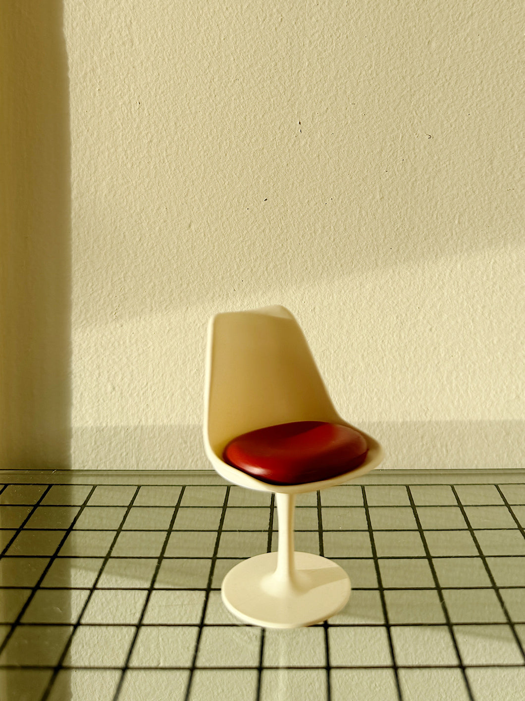 MINIATURES / Tulip Chair - Eero Saarinen