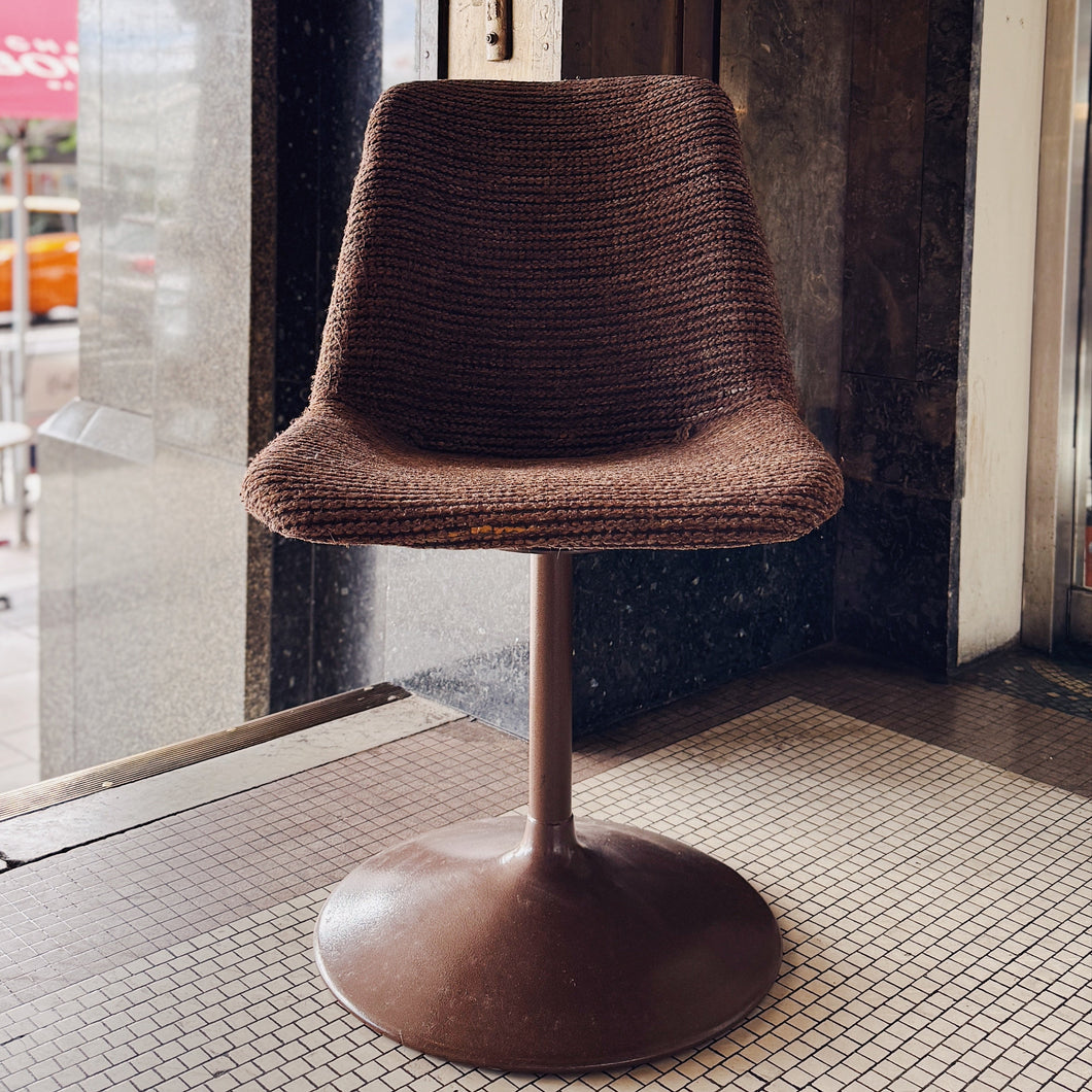 VINTAGE / KNITTED DINING CHAIRS W/TULIP BASE