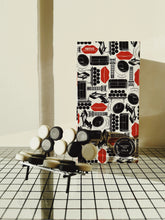 Load image into Gallery viewer, MINIATURES / Marshmallow Sofa - Herman Miller
