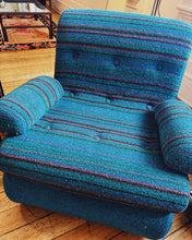 Load image into Gallery viewer, VINTAGE / Striped Sofa Chair
