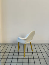 Load image into Gallery viewer, MINIATURES / Artiss Chair - Eames
