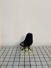 Load image into Gallery viewer, MINIATURES / DSW Chair - Eames
