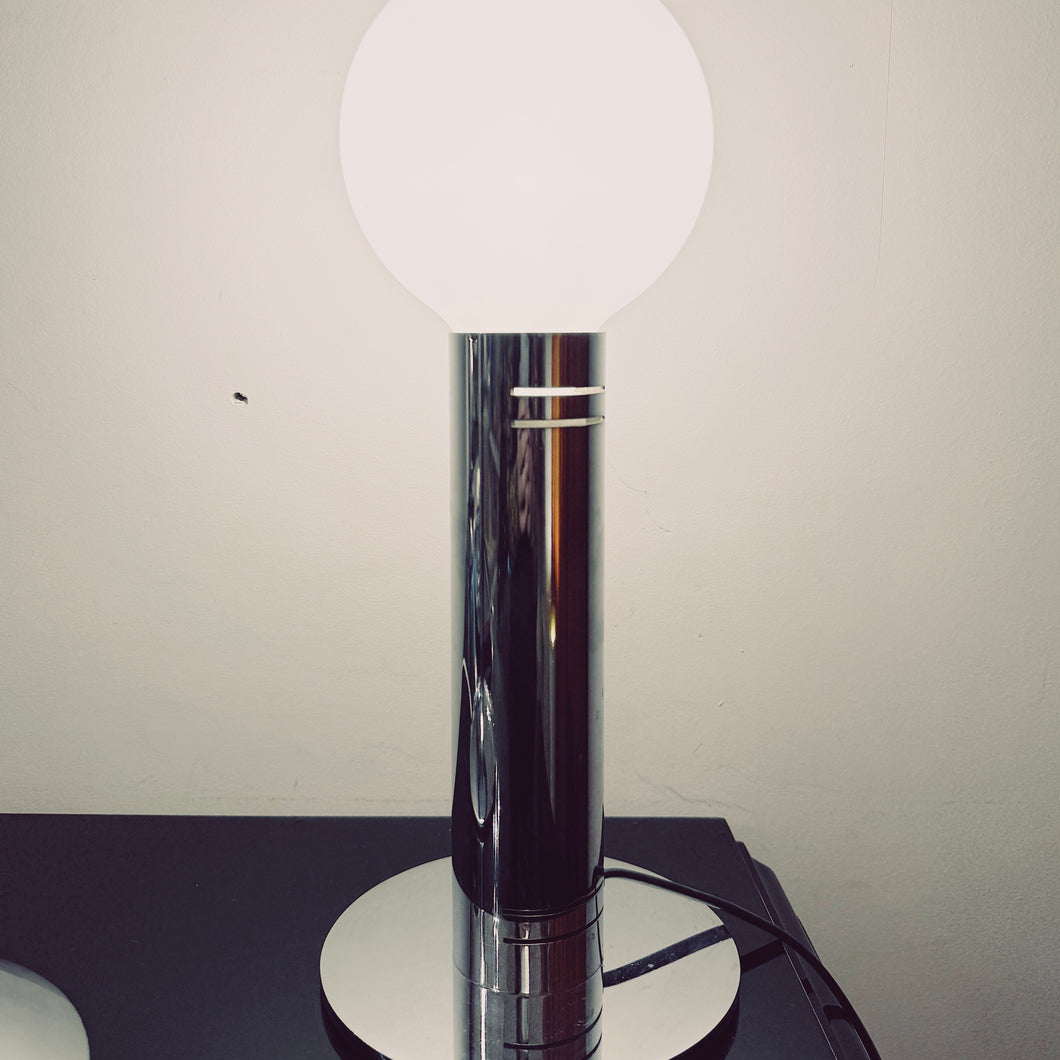 VINTAGE / Chrome Pillar Lamp w/Frosted Globe