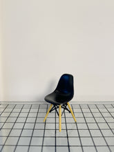 Load image into Gallery viewer, MINIATURES / DSW Chair - Eames
