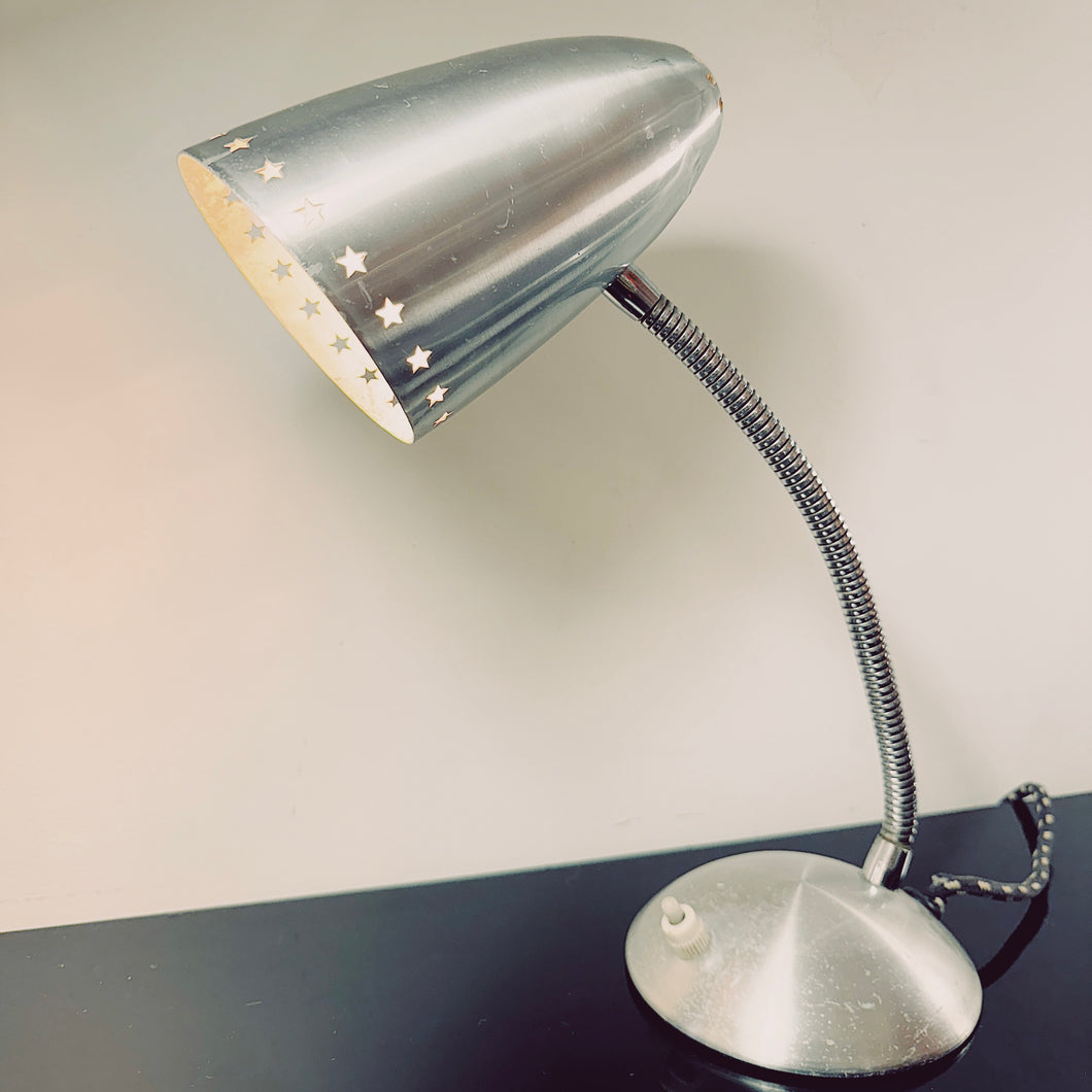 VINTAGE / Atomic Star Perorated Desk Lamp