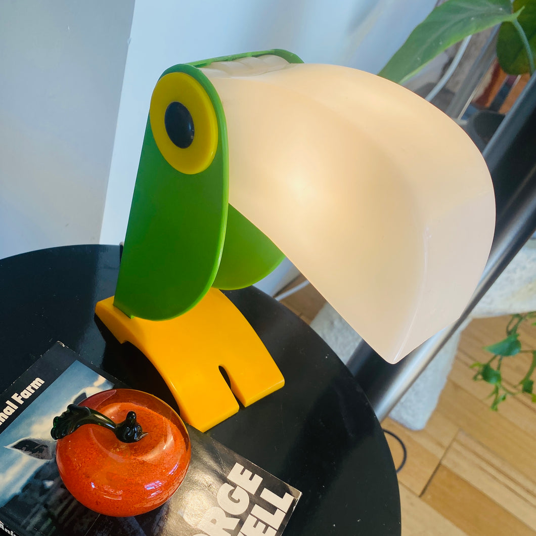 ENEA FERRARI / Vintage Green & Yellow Toucan Lamp