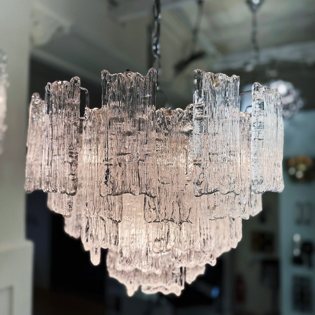 KALMAR / 1960s XL Austrian Ice Glass Chandelier